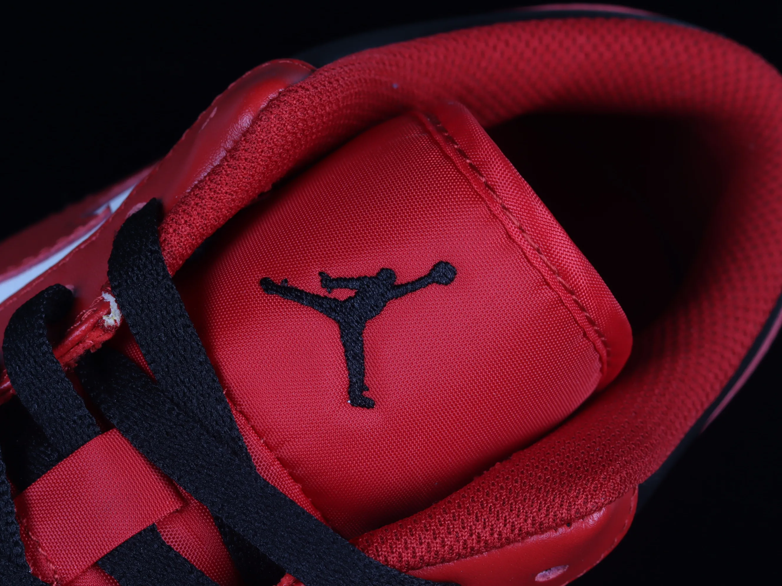 All categories Air Jordan Jordan series basketball shoes Air Jordan 1 Low Z version Air Jordan 1 Low AJ1 Joe 1 red, white and black Sports culture basketball shoes 553558-163